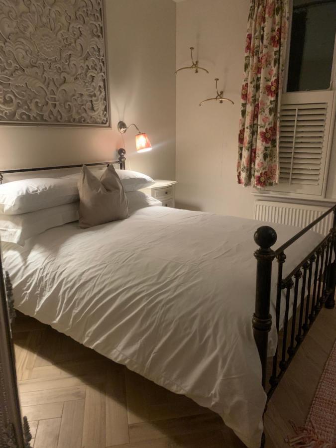 Private Apartment - 3 Bedrooms ฮาร์โรเกต ภายนอก รูปภาพ